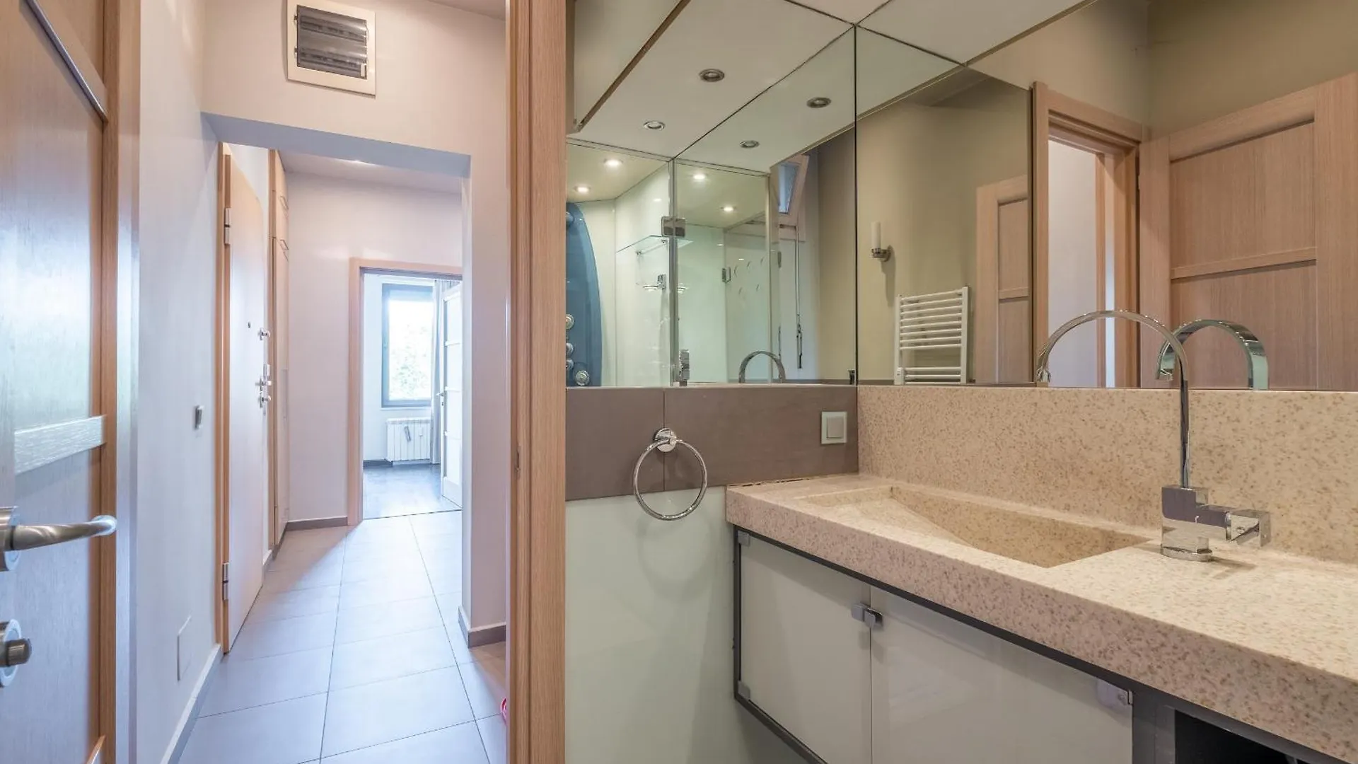 Modern Yet Rustic Style City Centre Apt 2Br/2Bth Sofia