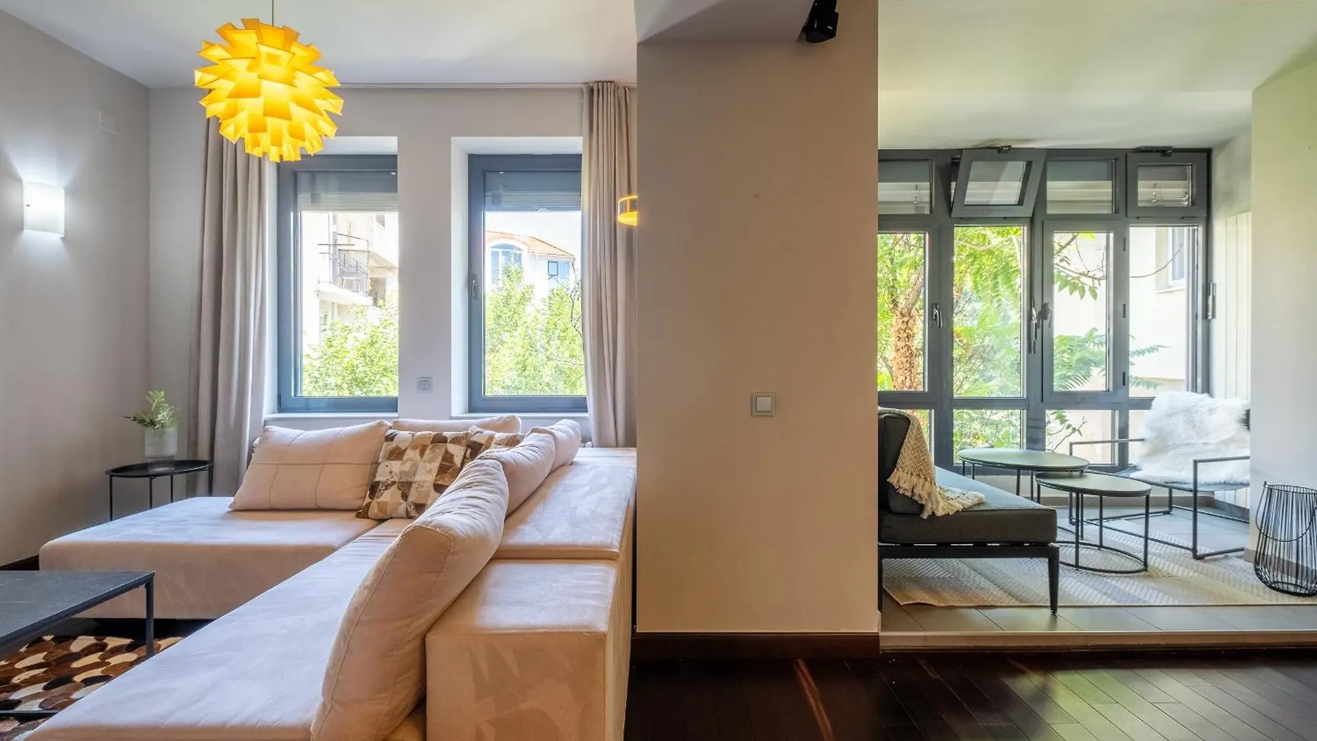 Apartment Modern Yet Rustic Style City Centre Apt 2Br/2Bth Sofia Bulgaria
